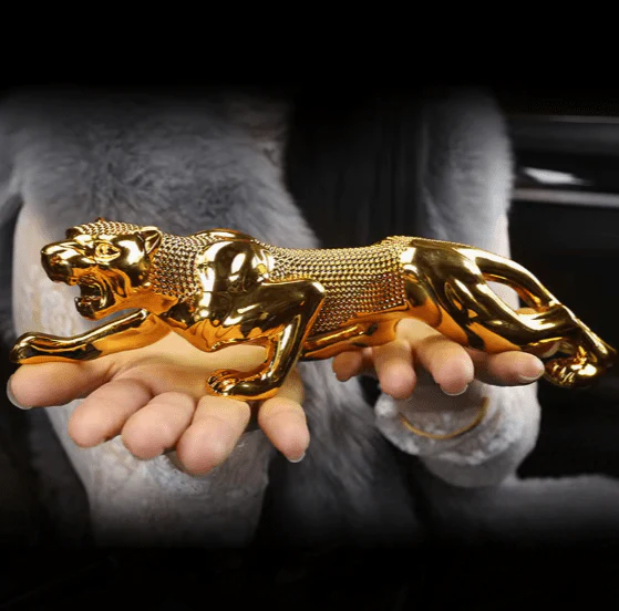 Luxury Cheetah Sculptur